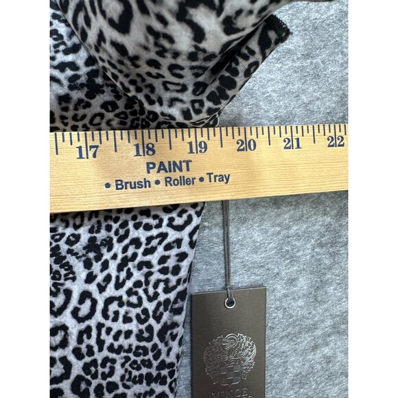 Vince Camuto Women’s Medium Leopard Animal Print Blouse Short Sleeve Top Shirt - Picture 7 of 7